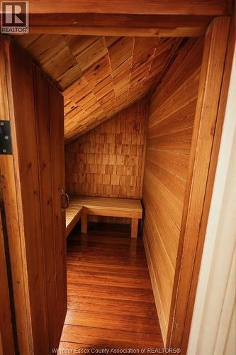 1430 Dougall, Windsor, ON - Indoor Photo Showing Other Room