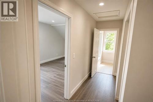 1430 Dougall, Windsor, ON - Indoor Photo Showing Other Room