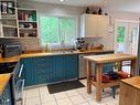 466 Second Avenue, Rivervale, BC  - Indoor Photo Showing Kitchen With Double Sink 