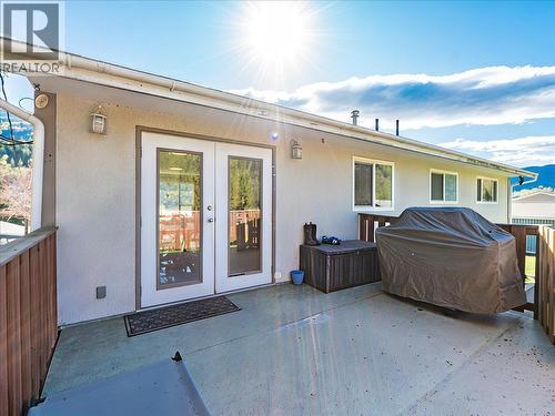 466 Second Avenue, Rivervale, BC - Outdoor With Exterior