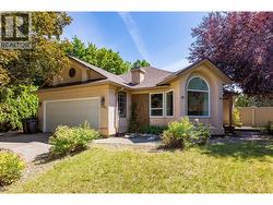 1881 Portland Place Kelowna, BC V1V 1P9