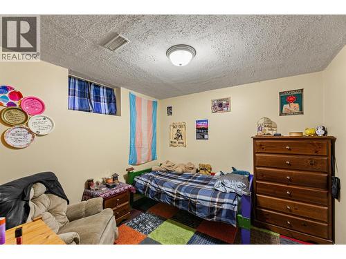 1881 Portland Place, Kelowna, BC - Indoor Photo Showing Bedroom