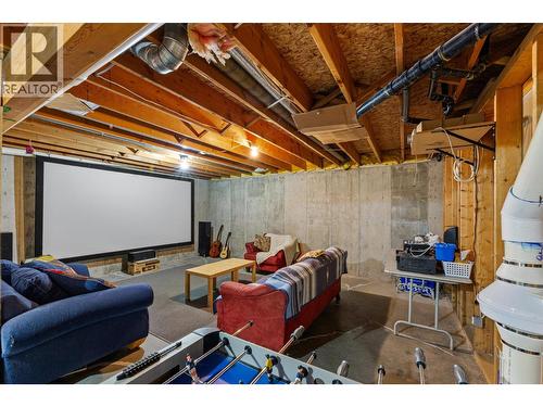 Large unfinished basement area - 1881 Portland Place, Kelowna, BC - Indoor Photo Showing Basement