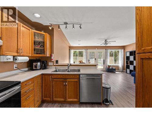 1881 Portland Place, Kelowna, BC - Indoor Photo Showing Kitchen With Double Sink