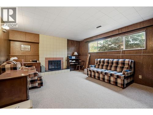 1485 Brentwood Road, West Kelowna, BC - Indoor With Fireplace