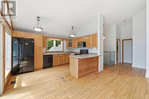 32 Skootamatta Lane, Tweed (Tweed (Village)), ON - Indoor Photo Showing Kitchen