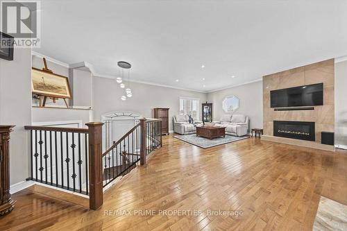 3421 Summerbreeze Drive, Ottawa, ON - Indoor Photo Showing Living Room With Fireplace