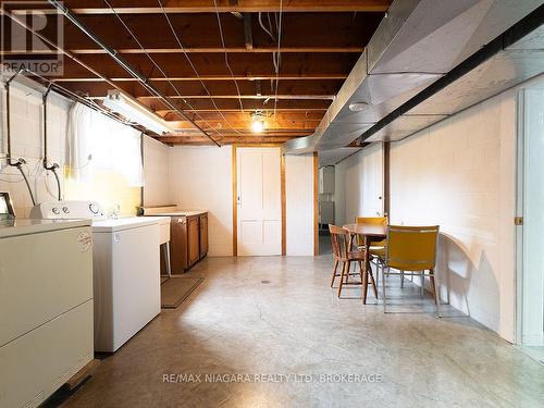 167 Wellington Street, Port Colborne (Killaly East), ON - Indoor Photo Showing Laundry Room