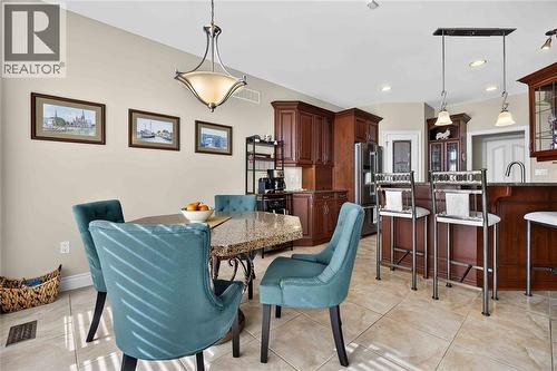 1622 Lena Court, Sarnia, ON - Indoor Photo Showing Dining Room