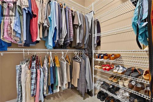 1622 Lena Court, Sarnia, ON - Indoor With Storage