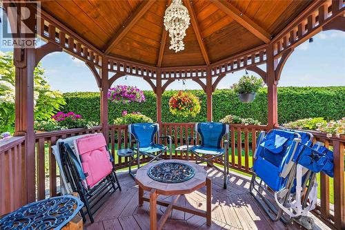 1622 Lena Court, Sarnia, ON - Outdoor With Deck Patio Veranda