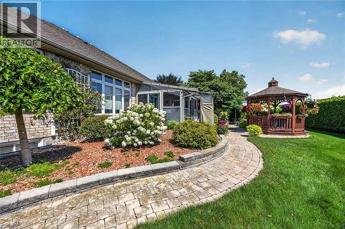 1622 Lena Court, Sarnia, ON - Outdoor