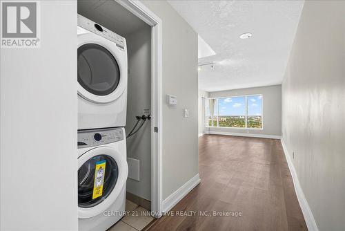 3501 - 125 Village Green Square, Toronto, ON - Indoor Photo Showing Laundry Room