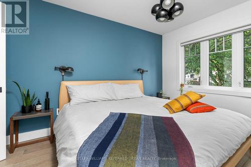 21 Millbrook Crescent, Toronto, ON - Indoor Photo Showing Bedroom
