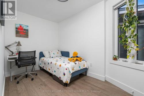 21 Millbrook Crescent, Toronto, ON - Indoor Photo Showing Bedroom