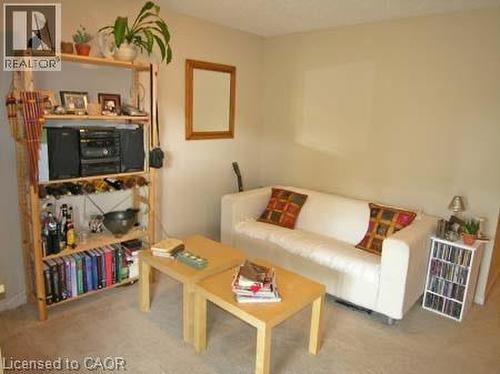 151 Clairfields Drive E Unit# 39, Guelph, ON - Indoor Photo Showing Other Room
