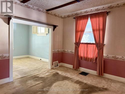 Dining room - 830 Yonge Street S, Brockton, ON - Indoor Photo Showing Other Room