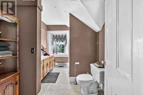 4 piece bath - 74811 Goshen Line, Bluewater (Stanley), ON 