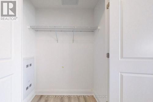 1407E - 20 Gatineau Drive, Vaughan, ON - Indoor With Storage