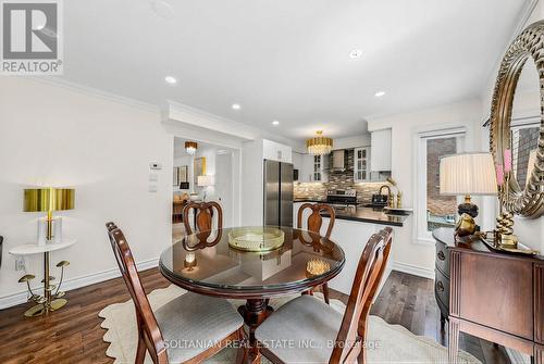 45 Mistleflower Court, Richmond Hill, ON - Indoor Photo Showing Dining Room