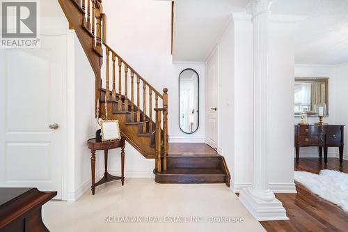 45 Mistleflower Court, Richmond Hill, ON - Indoor Photo Showing Other Room