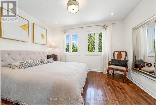 45 Mistleflower Court, Richmond Hill, ON - Indoor Photo Showing Bedroom