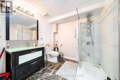 45 Mistleflower Court, Richmond Hill, ON - Indoor Photo Showing Bathroom