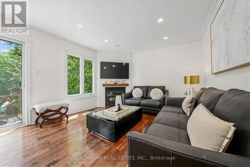 45 Mistleflower Court, Richmond Hill, ON - Indoor Photo Showing Living Room With Fireplace