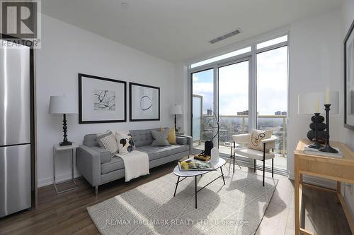 1111 - 1787 St. Clair Avenue W, Toronto, ON - Indoor Photo Showing Living Room