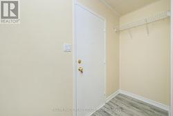 Foyer - 