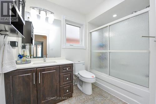 113 Seclusion Crescent, Brampton, ON - Indoor Photo Showing Bathroom