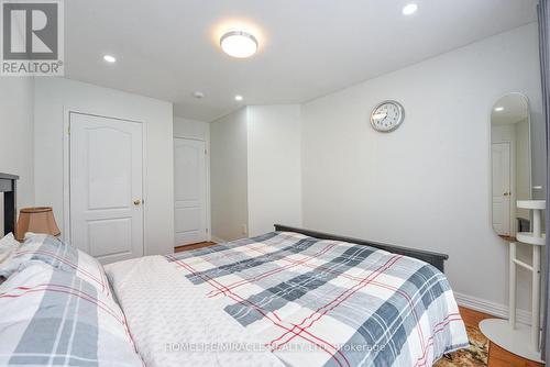 113 Seclusion Crescent, Brampton, ON - Indoor Photo Showing Bedroom