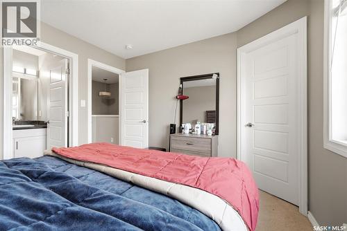 5669 Cederholm Avenue, Regina, SK - Indoor Photo Showing Bedroom