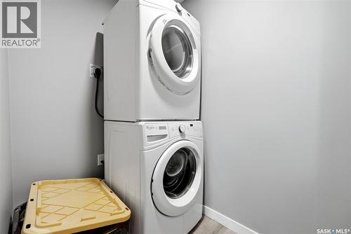 5669 Cederholm Avenue, Regina, SK - Indoor Photo Showing Laundry Room