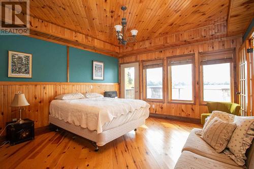 710 Trout Lake, Heyden, ON - Indoor Photo Showing Bedroom
