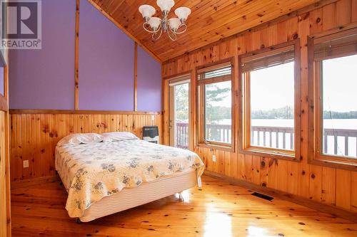 710 Trout Lake, Heyden, ON - Indoor Photo Showing Bedroom