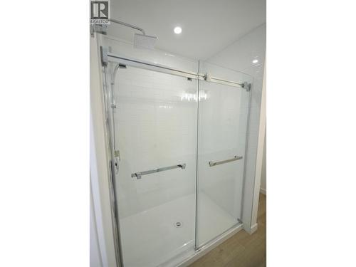 Primary ensuite - 8900 Jim Bailey Road Unit# 126, Kelowna, BC 
