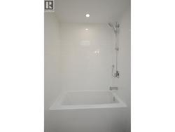 Tile tub surround - 
