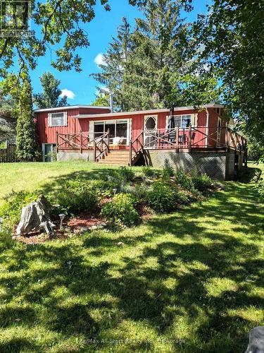 35 Alpine Street, Kawartha Lakes (Lindsay), ON - Outdoor With Deck Patio Veranda