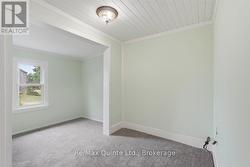 Farmhouse bedroom - 