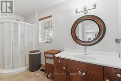 Main Home - Main Floor Bath w Shower - 