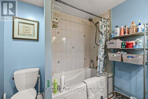 13 Kingscourt Avenue, Kingston (East Of Sir John A. Blvd), ON - Indoor Photo Showing Bathroom