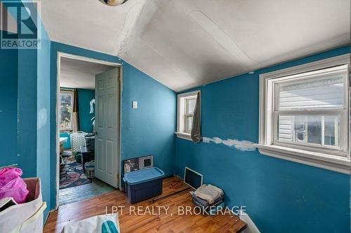 13 Kingscourt Avenue, Kingston (East Of Sir John A. Blvd), ON - Indoor