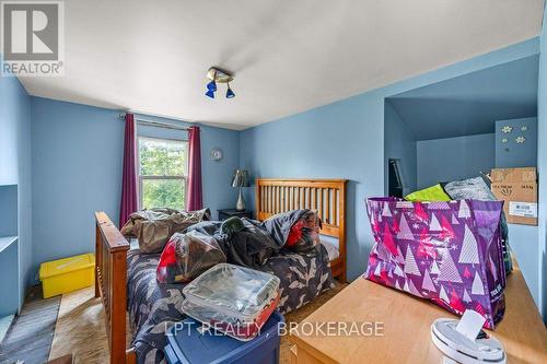 13 Kingscourt Avenue, Kingston (East Of Sir John A. Blvd), ON - Indoor Photo Showing Bedroom