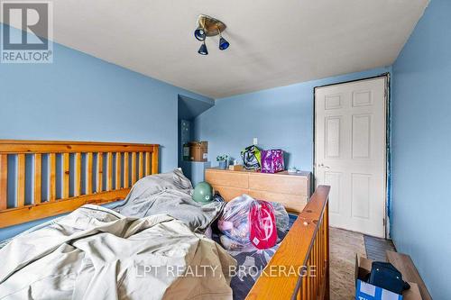 13 Kingscourt Avenue, Kingston (East Of Sir John A. Blvd), ON - Indoor Photo Showing Bedroom
