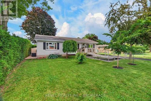 813 Camberley Crescent, Kingston (City Southwest), ON - Outdoor