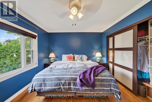 813 Camberley Crescent, Kingston (City Southwest), ON - Indoor Photo Showing Bedroom