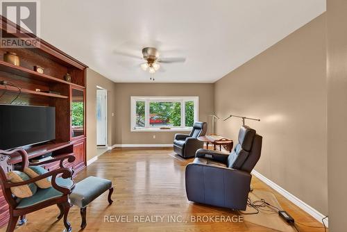 813 Camberley Crescent, Kingston (City Southwest), ON - Indoor Photo Showing Other Room