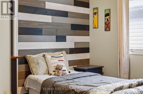2030 Swanfield Street, Kingston (East Gardiners Rd), ON - Indoor Photo Showing Bedroom
