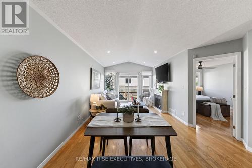 2030 Swanfield Street, Kingston (East Gardiners Rd), ON - Indoor Photo Showing Dining Room